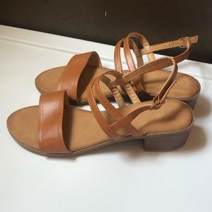 Strappy Heeled Sandal